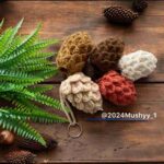 Crochet Pinecone Christmas Ornaments Bag Charm Coun PurseChristmas gift topper