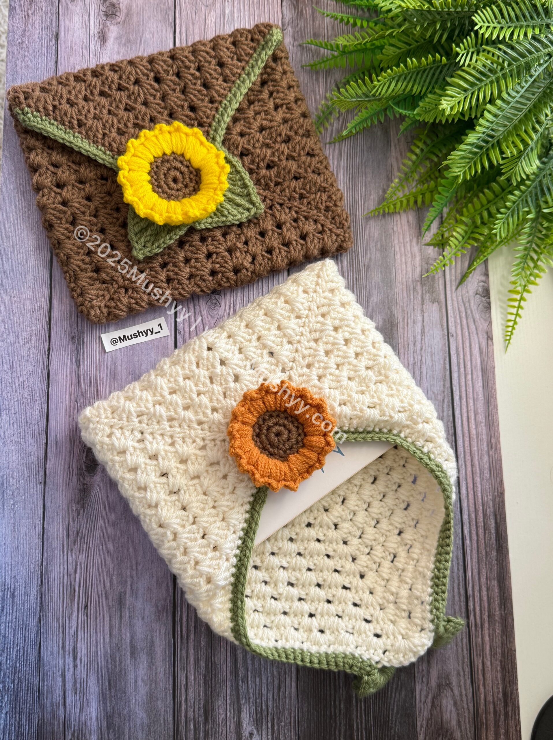 Crochet Sunflower Envelope Book Cover Pattern (PDF Download) - Image 3