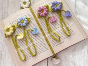 Daisy With Leaves Bookmark  Pattern By Mushyy