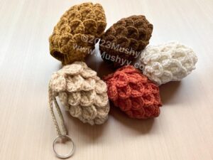 PINECONE Christmas Ornament Bag Charm Pattern By Mushyy