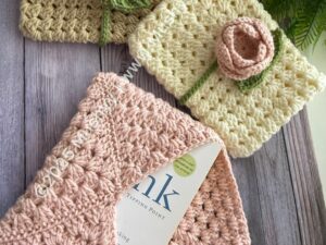 Crochet Rose Blossom Customizable Book Cover Pattern