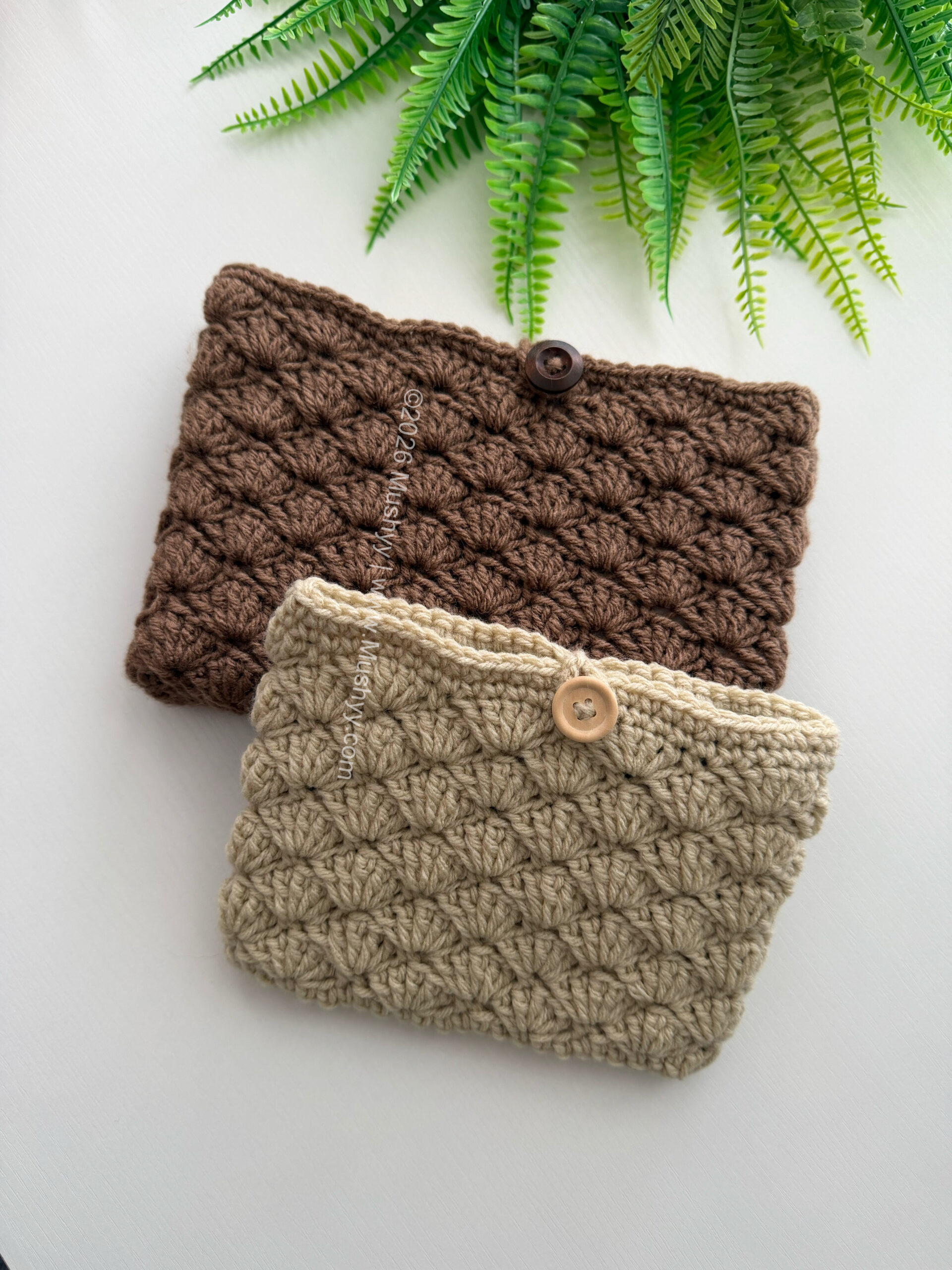 Soft Shells Crochet Book /Kindle/iPad Sleeve Pattern