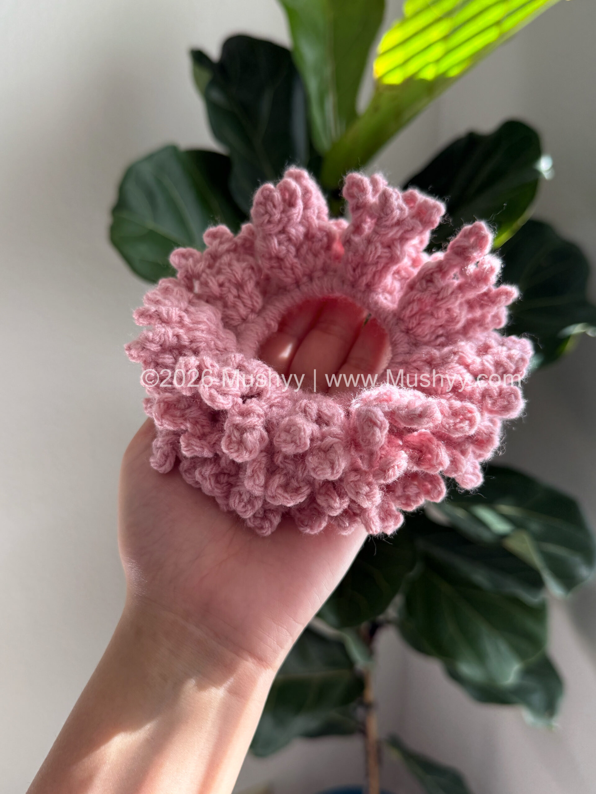 Lacey Mesh Crochet Scrunchie Pattern - Image 4