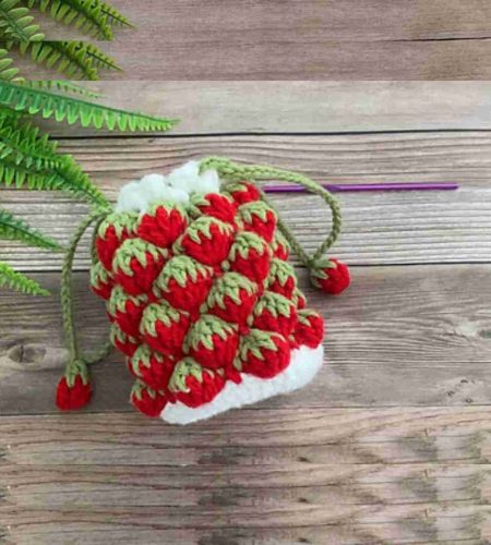 Strawberry drawstring bag